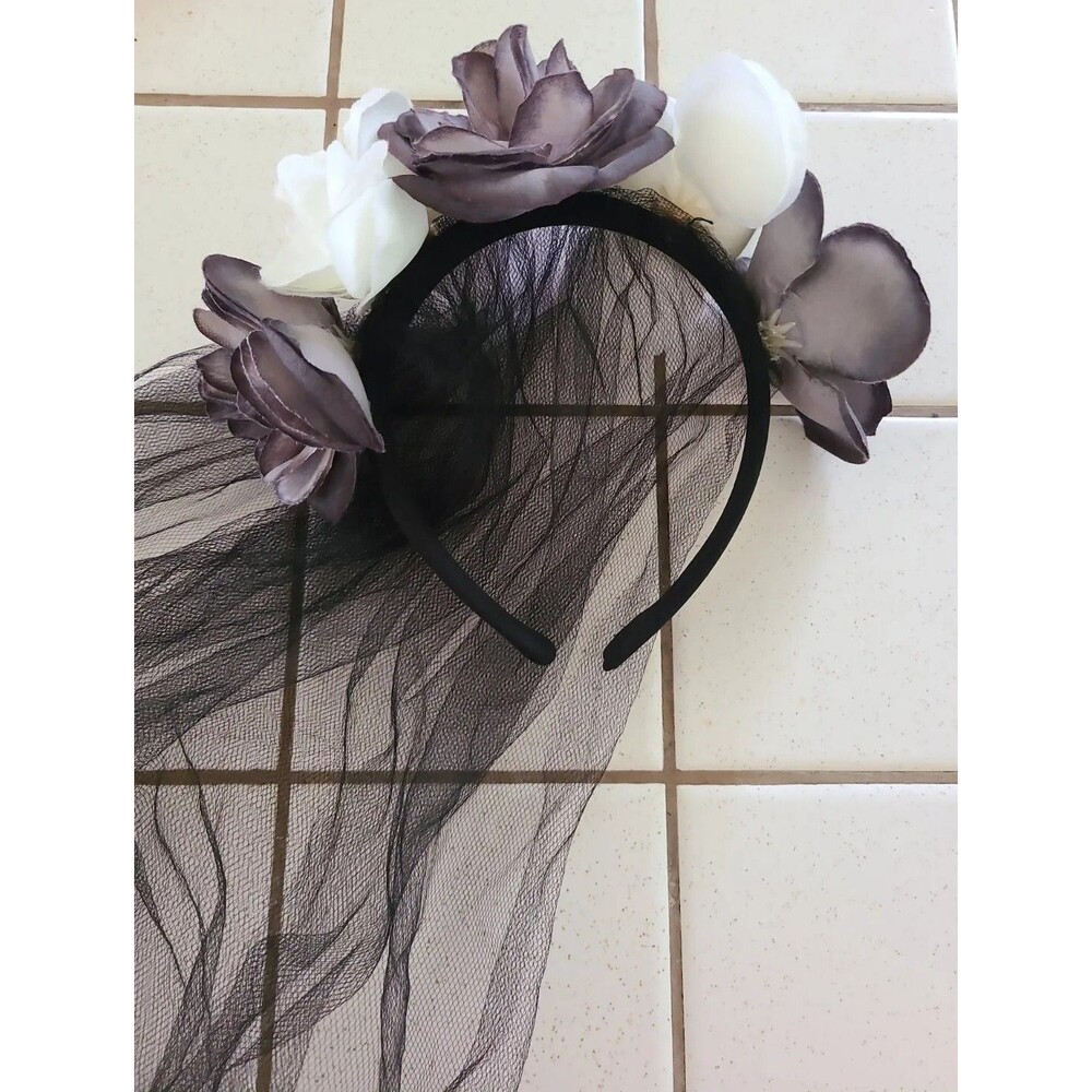 Womens Halloween Festive Floral Headband Rose Veil Party Black & White